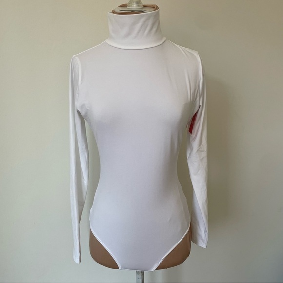 Spanx Suit Yourself Long Sleeve Turtleneck White Thong Bodysuit 20306R NWT Sz S - Picture 5 of 12